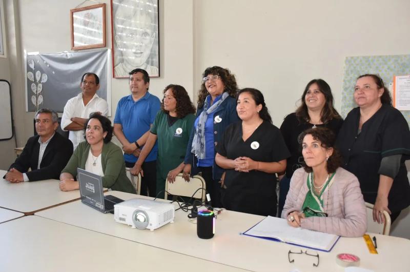 Himno al Eacutexodo Jujentildeo en Lengua de Sentildeas 