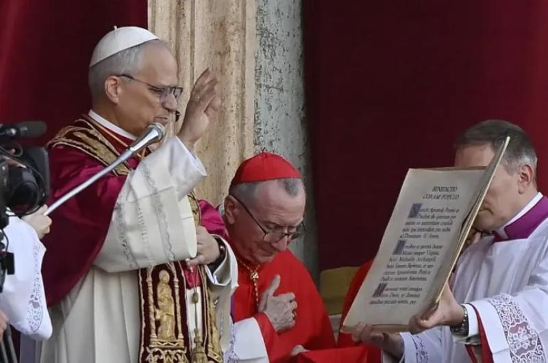 El nuevo papa es Robert Francis Prevost Martiacutenez y se llama Leoacuten XIV
