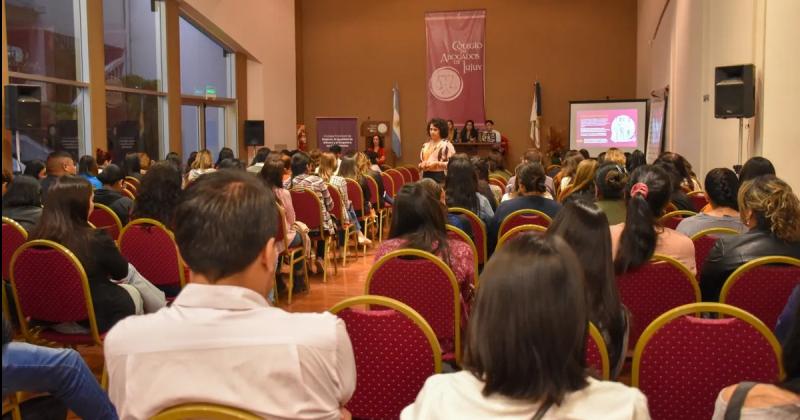  Ley Micaela- comenzoacute el ciclo de capacitacioacuten en sede de Abogados