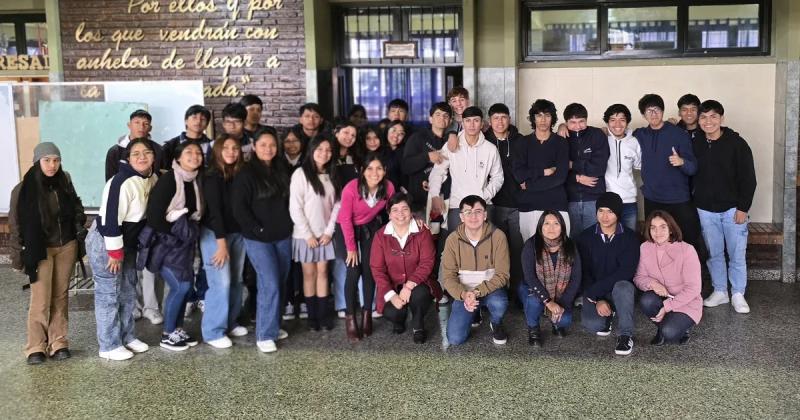 Violencia digital- joacutevenes asistieron a los talleres 