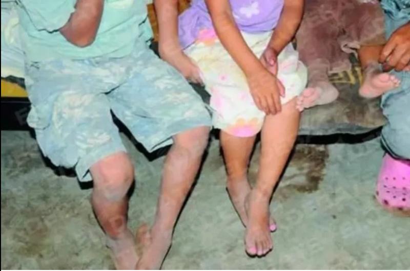 Resguardaron a tres pequentildeos hermanos de Puesto Viejo tras la hospitalizacioacuten de uno 