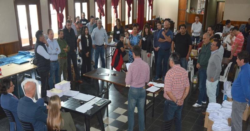 El escrutinio definitivo ratificoacute resultados y definioacute por sorteo quien ganoacute en Volcaacuten