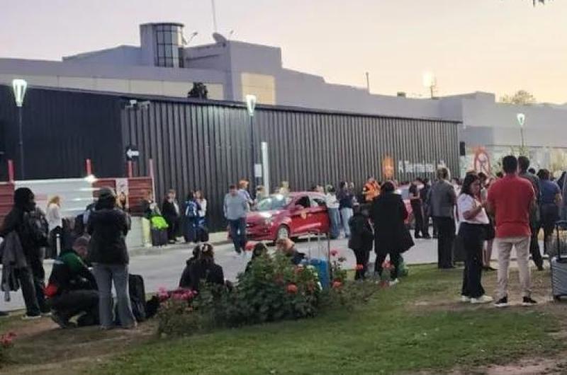 Evacuan el Aeropuerto de Salta por una amenaza de bomba