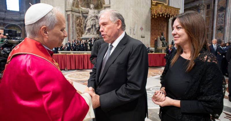 El papa Leoacuten XIV recibiraacute en las proacuteximas semanas a Javier Milei