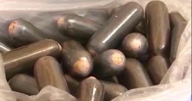 Preso hospitalizado tras ingerir maacutes de 180 caacutepsulas de estupefacientes