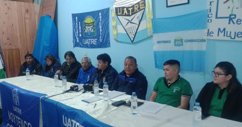 Los trabajadores del tabaco de Jujuy y Salta se declararon en estado de alerta y movilizacioacuten