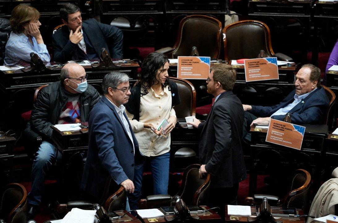 Jubilados- diputada de La Caacutempora usoacute una frase de Diego Maradona para describir a quienes no dieron quoacuterum