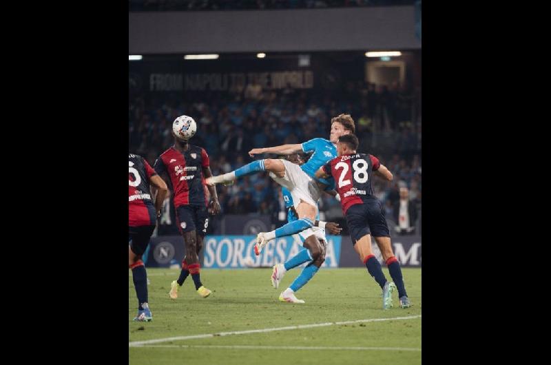 Napoli gritoacute campeoacuten de la Serie A por cuarta vez en su historia tras superar a Cagliari