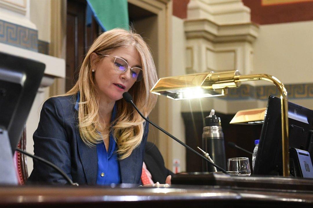 Veroacutenica Magario le dio impulso al proyecto de reeleccioacuten indefinida para intendentes