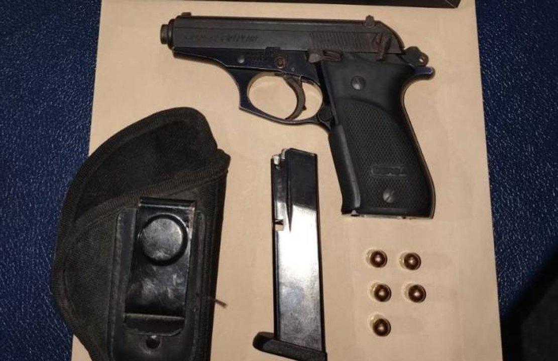 Secuestran un arma de fuego usada en un atentado