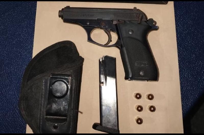 Secuestran un arma de fuego usada en un atentado