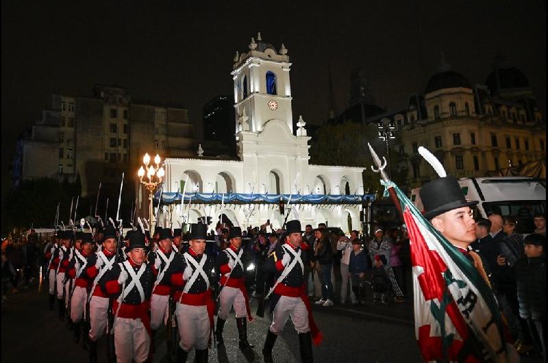El Cabildo se vistioacute de celeste y blanco en la vigilia por el nuevo aniversario de Mayo