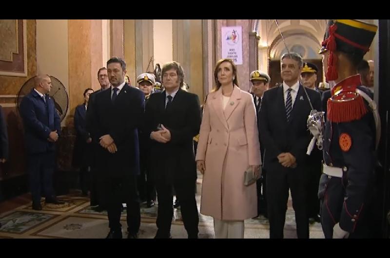 #128308Te Deum del 25 de Mayo EN VIVO- Javier Milei y Victoria Villarruel en la Catedral ante Jorge Garciacutea Cuerva