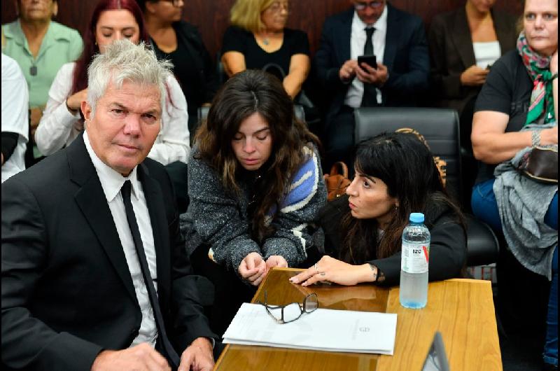 Maradona- Fernando Burlando pediraacute el juicio poliacutetico contra la jueza Makintach por grabar un documental 