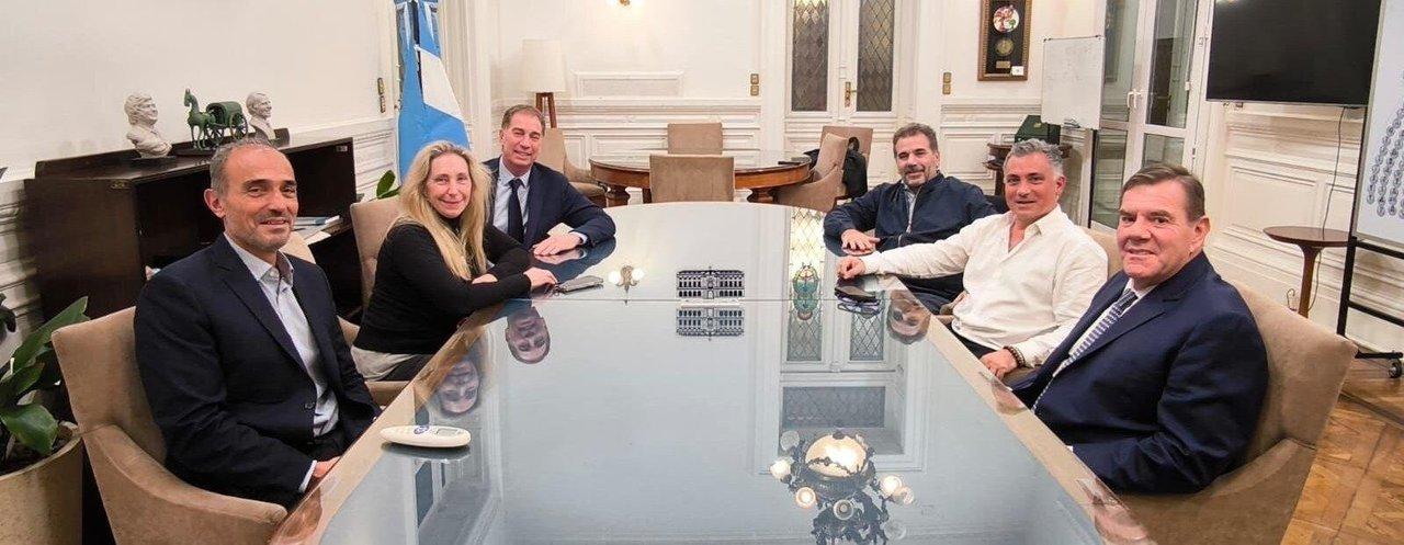 Karina Milei recibiraacute a Ritondo y Santilli en Casa Rosada para avanzar en el armado de la provincia