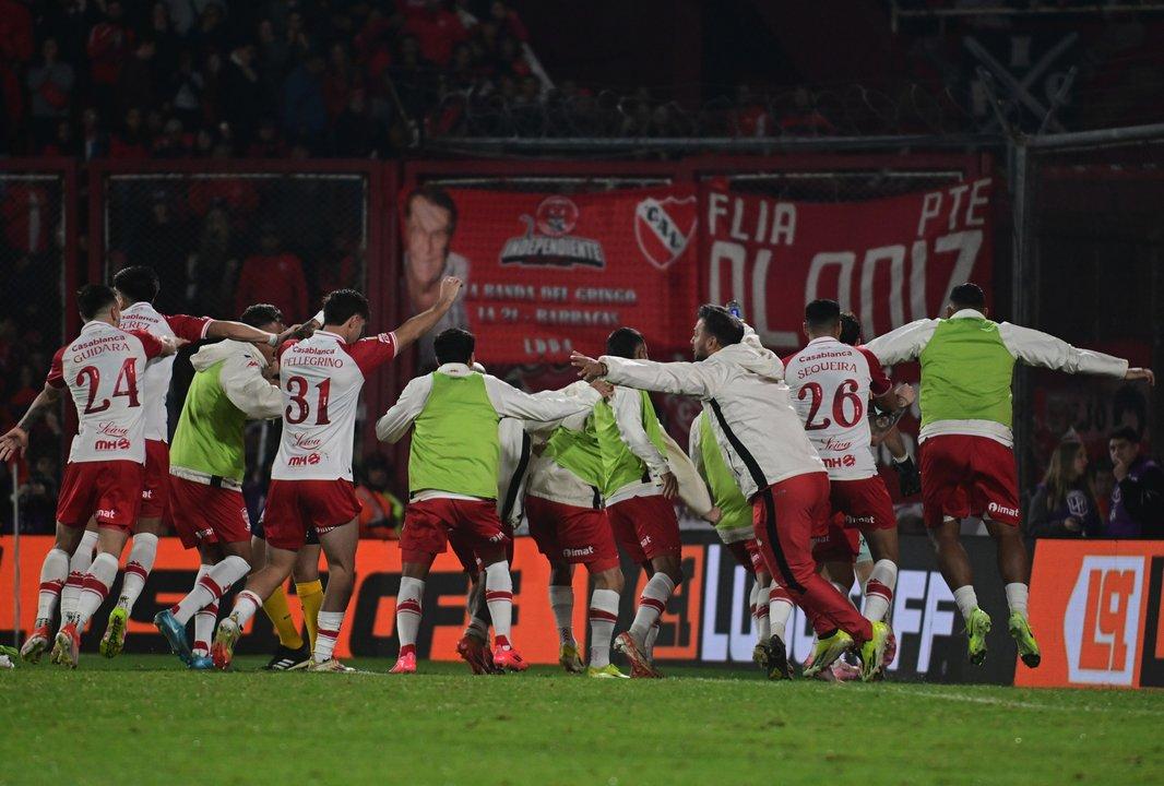 Antes de la final del Torneo Apertura Huracaacuten cierra el Grupo C de la Sudamericana ante Corinthians de Brasil