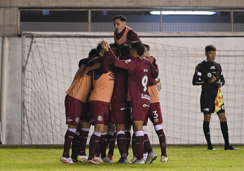 Lanuacutes buscaraacute cerrar la fase de grupos de la Copa Sudamericana invicto ante Puerto Cabello 