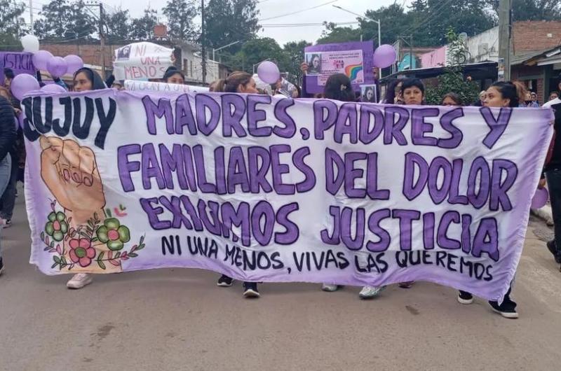 Marcha en Fraile Pintado de familiares y amigos de Tamara Fierro 