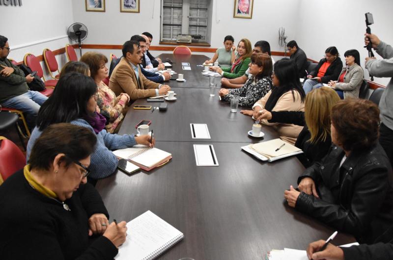 La Comisioacuten de Salud recibioacute a la Comisioacuten Directiva de ATSA