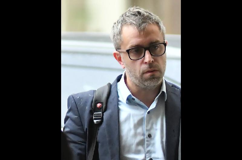 Furiase destacoacute la vuelta a los mercados internacionales- Permite que el BCRA acumule reservas maacutes raacutepido