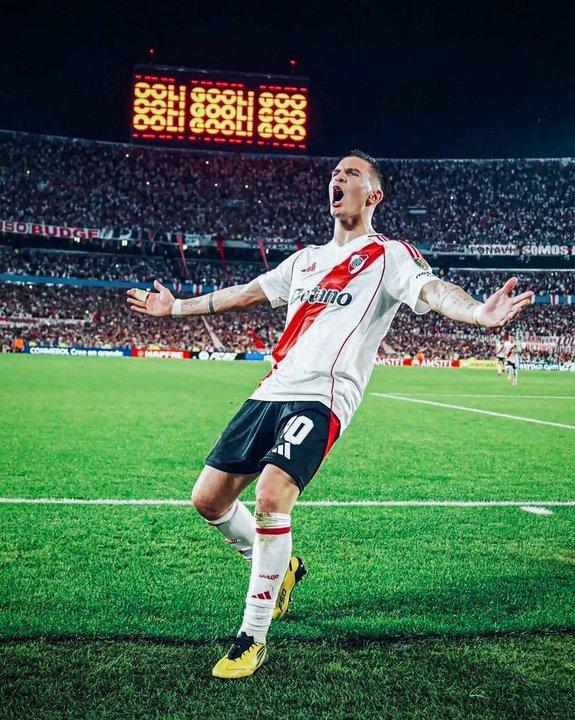 Franco Mastantuono seraacute convocado a la Seleccioacuten argentina seguacuten Gastoacuten Edul