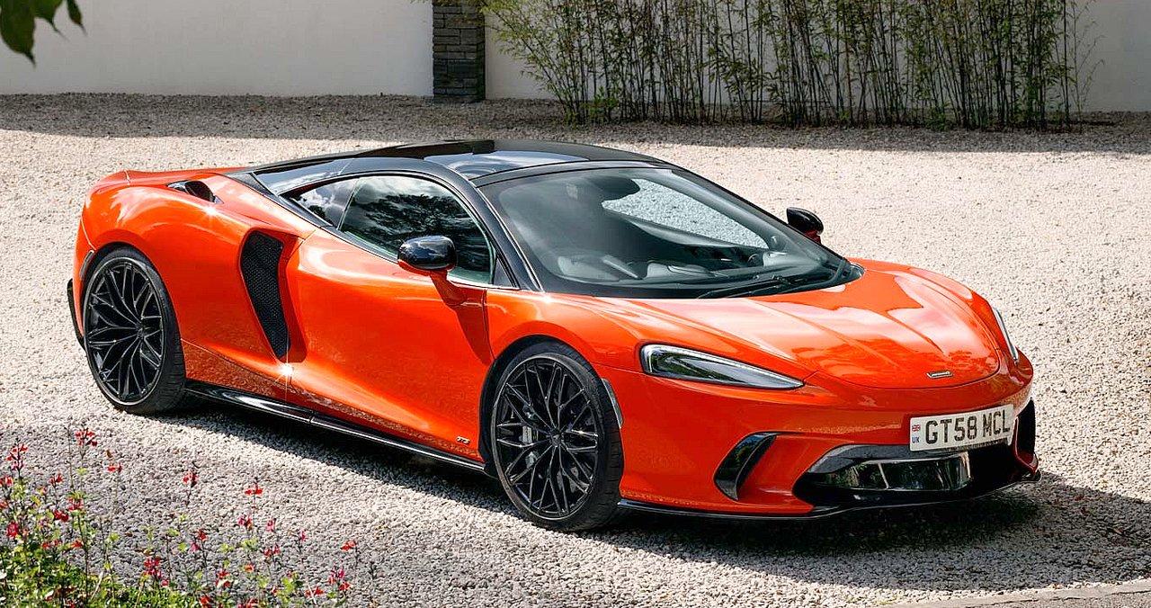 Tras cinco antildeos de ausencia la escuderiacutea liacuteder de la F1 vuelve a vender autos en Argentina