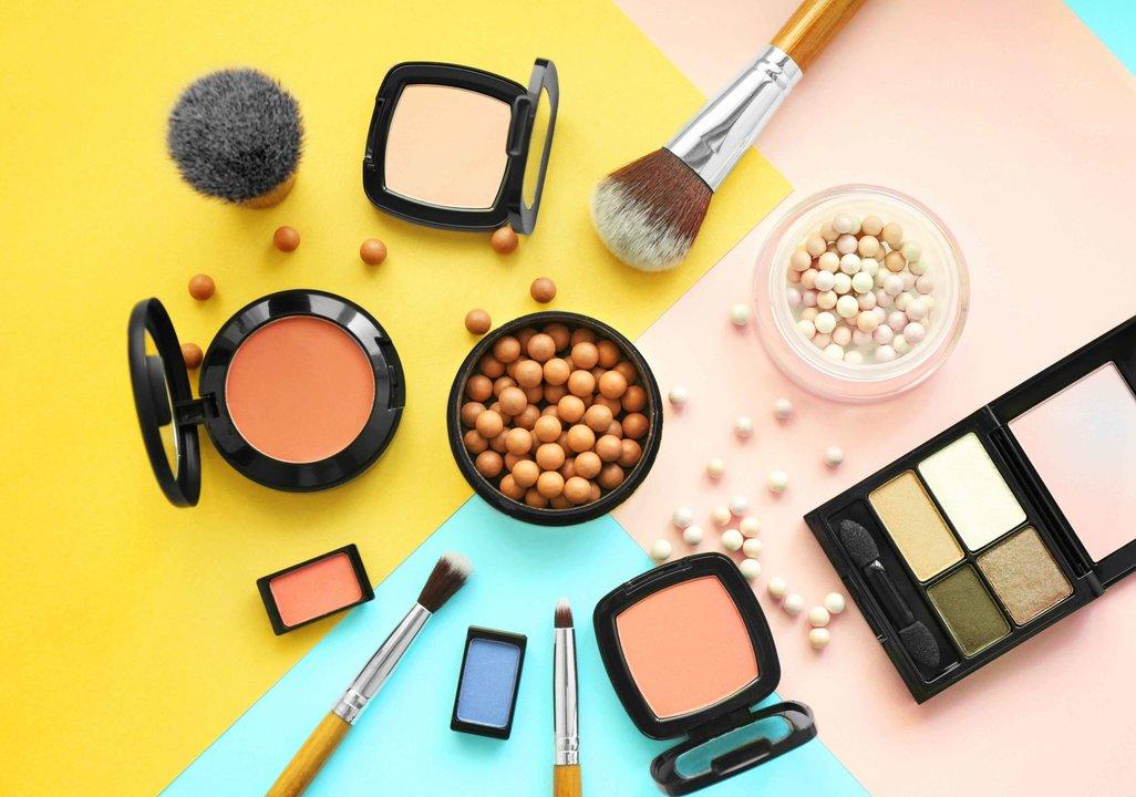 ANMAT liberoacute la importacioacuten de cosmeacuteticos- cuales son los productos en los que dejaraacute de intervenir