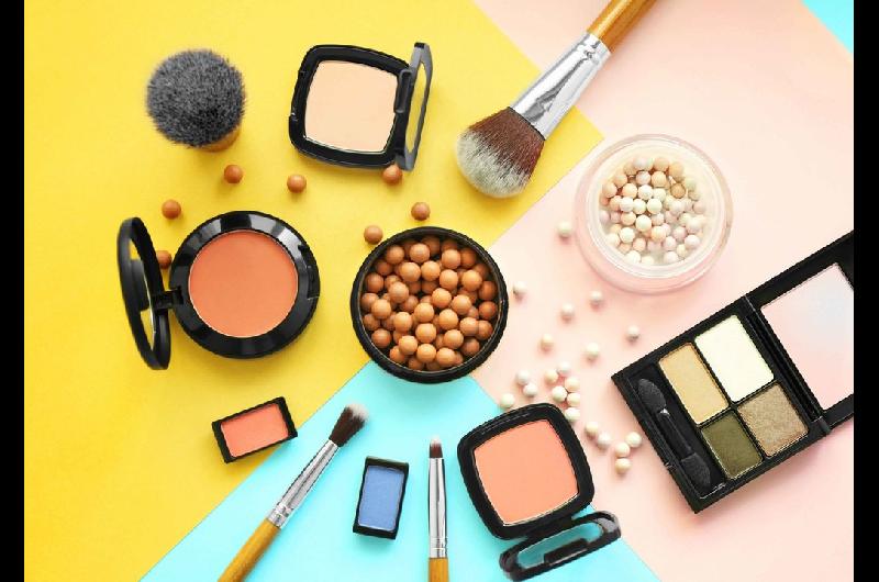 ANMAT liberoacute la importacioacuten de cosmeacuteticos- cuales son los productos en los que dejaraacute de intervenir