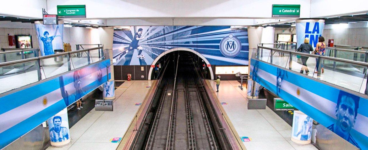 Pocos lo saben- hay una galeriacutea de arte escondida en una estacioacuten del subte de Buenos Aires