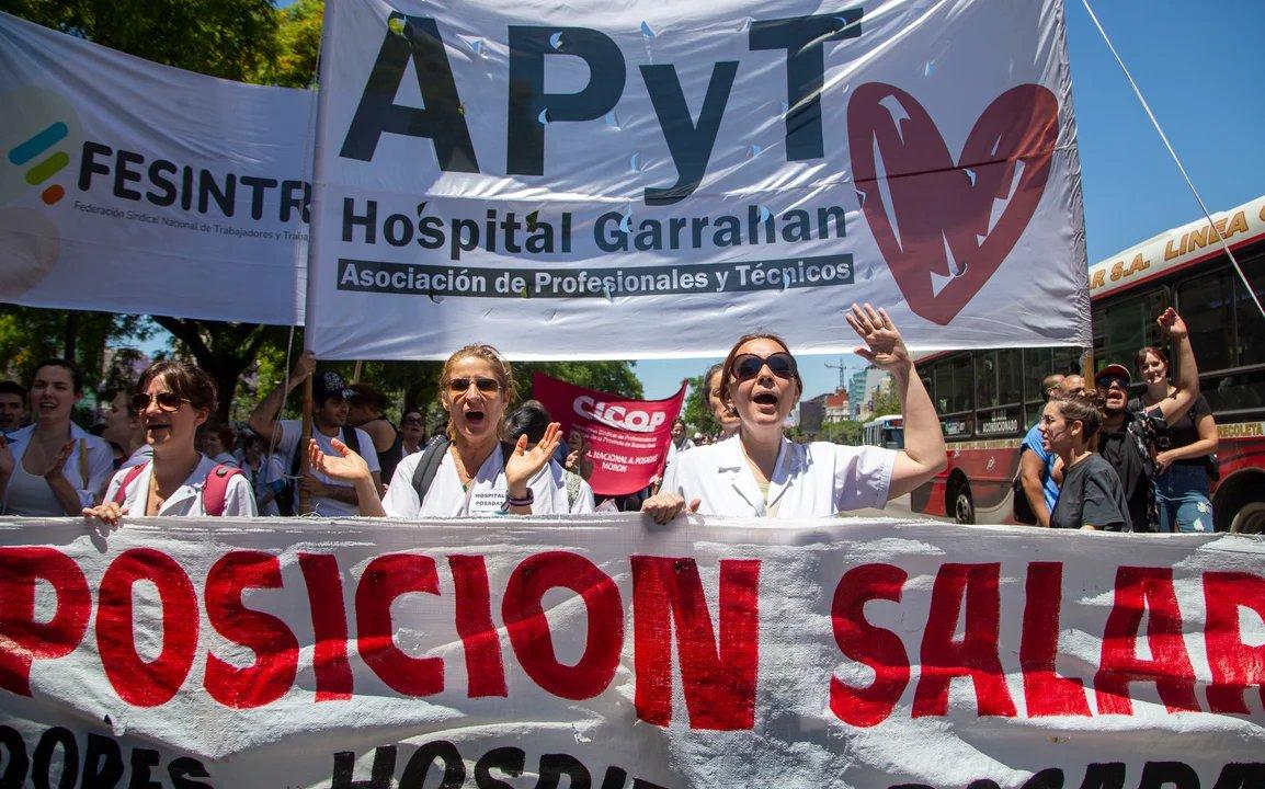 Dictaron la conciliacioacuten obligatoria en el conflicto salarial con meacutedicos del Hospital Garrahan
