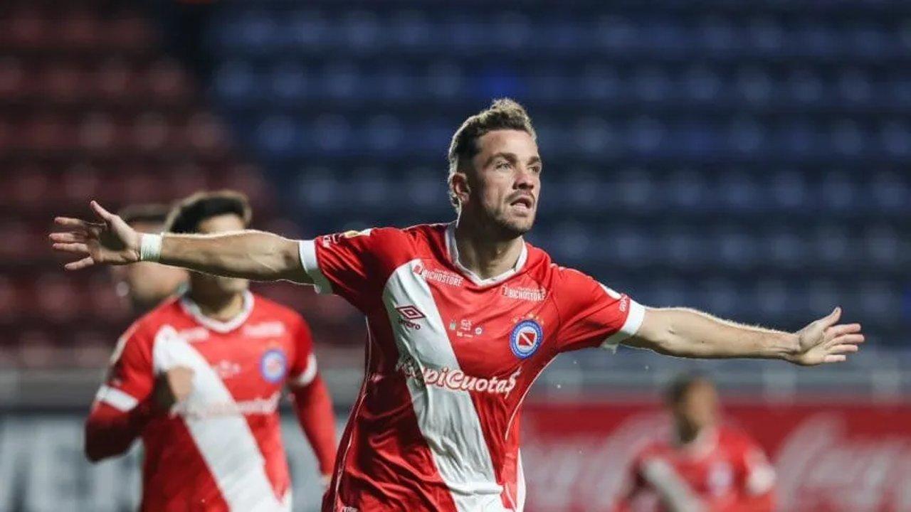 Copa Argentina- Argentinos Juniors avanzoacute a octavos de final 