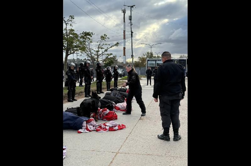 El operativo de seguridad fue exitoso en la vuelta de los visitantes a la Capital Federal