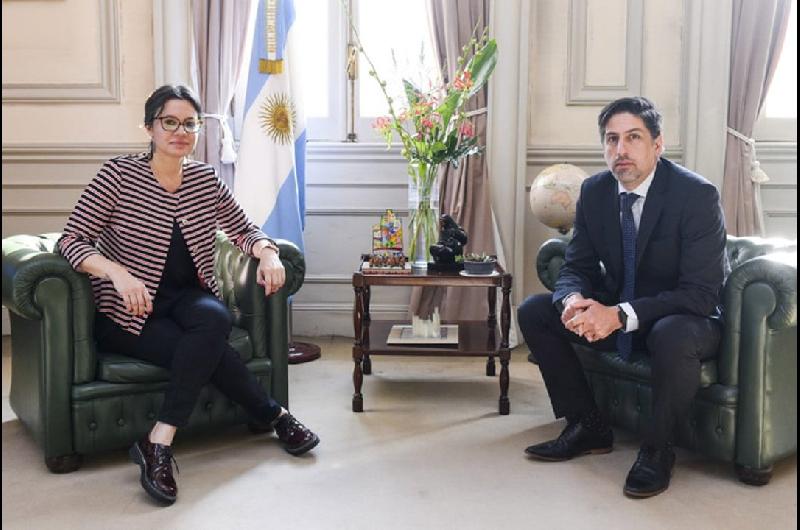 Legisladores y dirigentes del PJ lanzaron una nueva agrupacioacuten para contener a los decepcionados