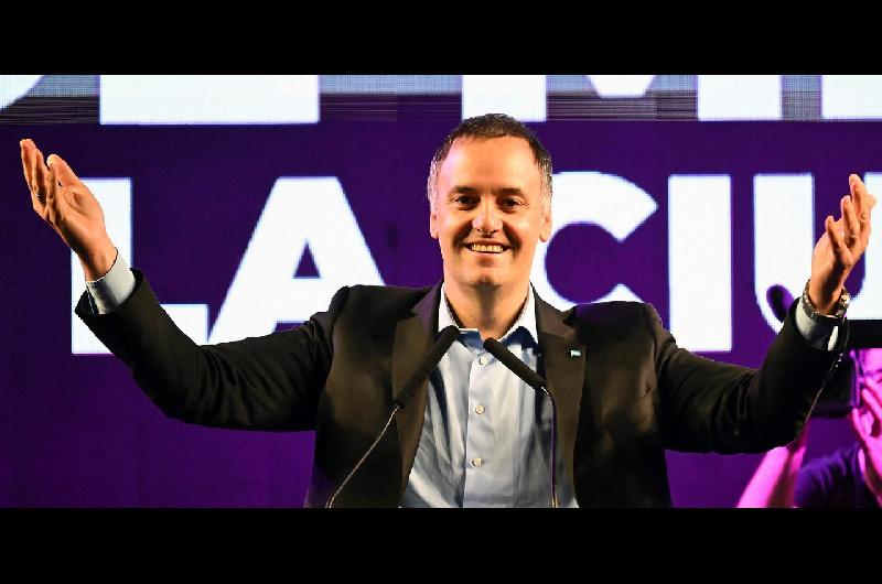 Adorni afirmoacute que su triunfo en la eleccioacuten portentildea partioacute al medio al PRO