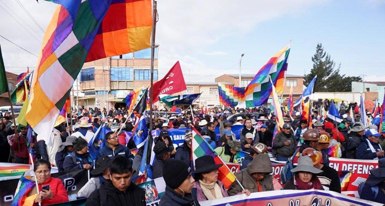 Bolivia- incidentes entre seguidores de Evo Morales y la policiacutea