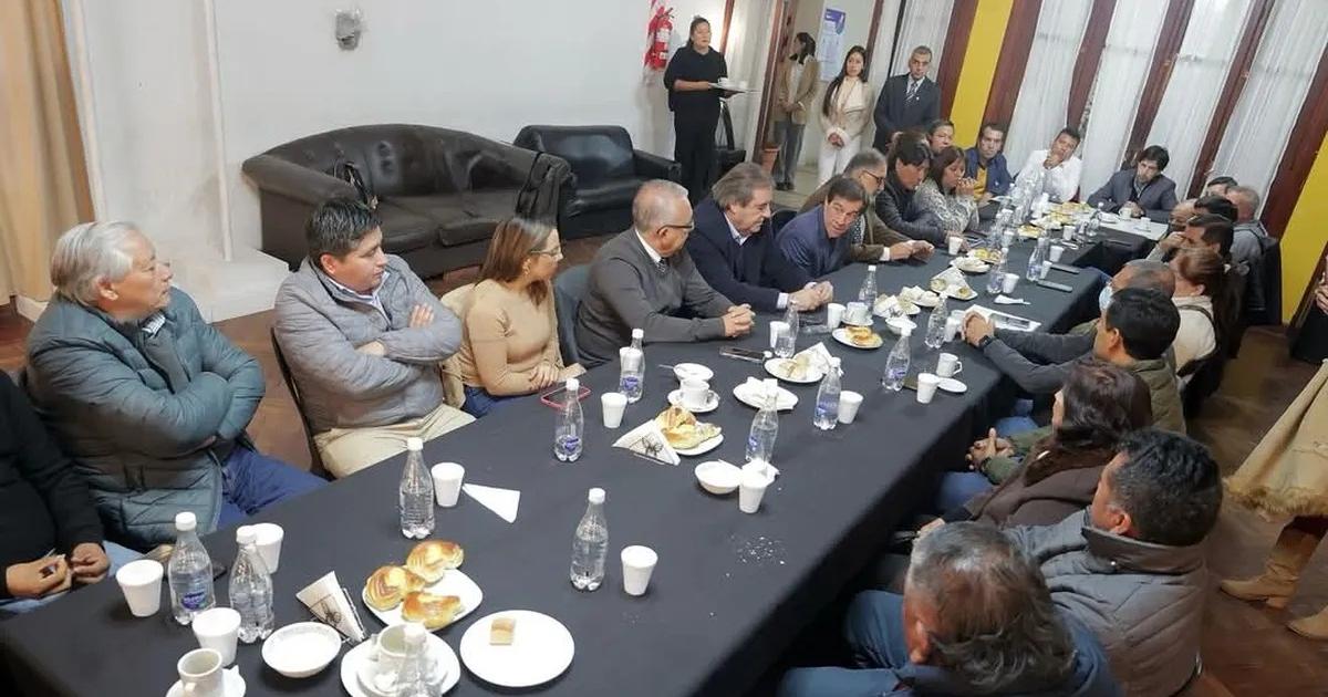 Gobierno e intendentes trataron  el proyecto de Coparticipacioacuten 