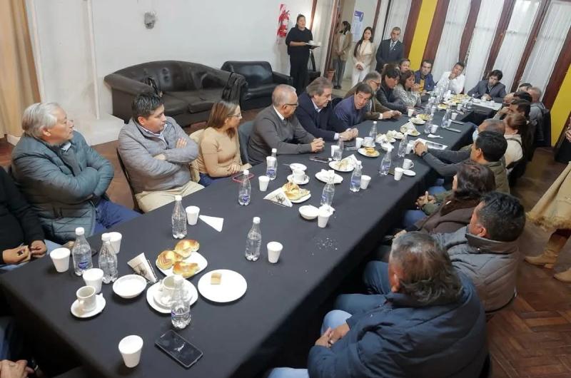 Gobierno e intendentes trataron  el proyecto de Coparticipacioacuten 