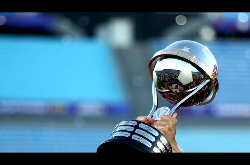 Cuaacutendo arrancan los playoffs y los octavos de final de la Copa Sudamericana 2025