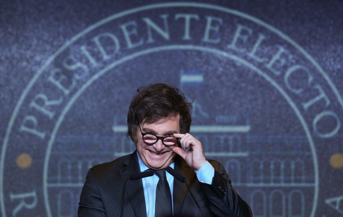 ldquoIgnorante y operador berretardquo- Javier Milei cruzoacute fuerte a Ricardo Dariacuten
