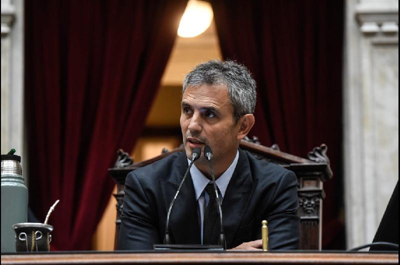 Martiacuten Menem acusoacute a la oposicioacuten de romper el equilibrio fiscal por querer aumentar jubilaciones y pensiones