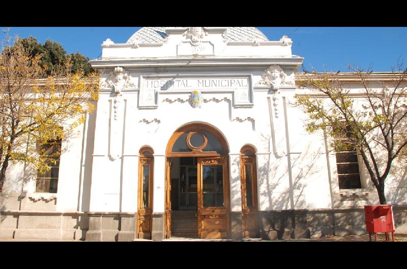 El Hospital Leoacutenidas Lucero recibioacute los aportes del recital de La Renga para mejorar sus instalaciones