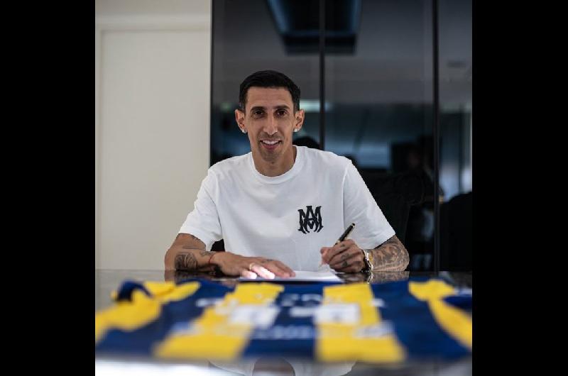 El emotivo mensaje de Di Mariacutea tras su vuelta a Rosario Central- ldquoEstoy cumpliendo un suentildeordquo