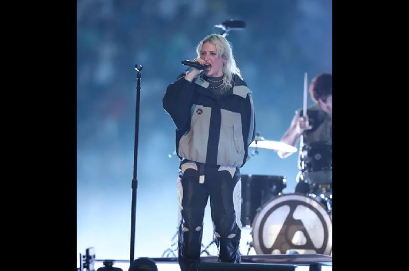 iquestQuieacuten es Emily Armstrong la nueva cantante de Linkin Park