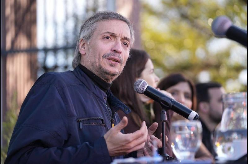 Antes del acto kicillofista Maacuteximo Kirchner apuntoacute contra Milei y dejoacute definiciones rumbo a las legislativas