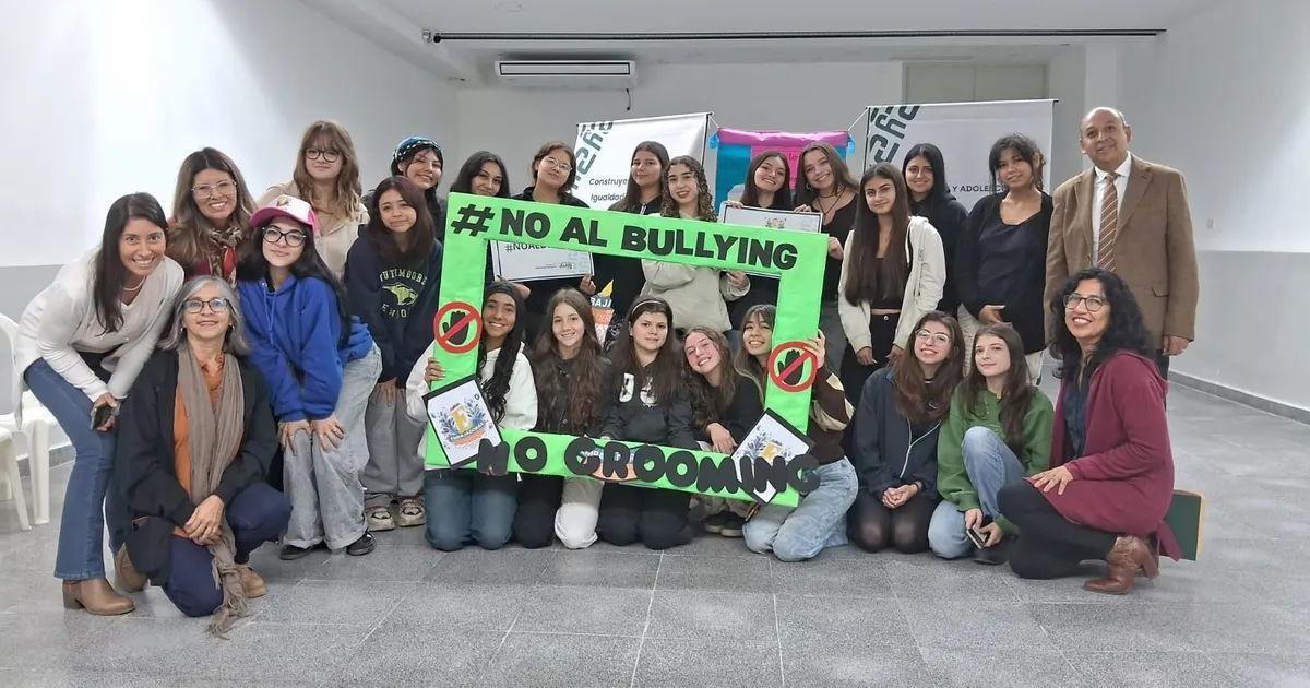 Activa participacioacuten de estudiantes en los talleres Embajadoras de mis Derechos