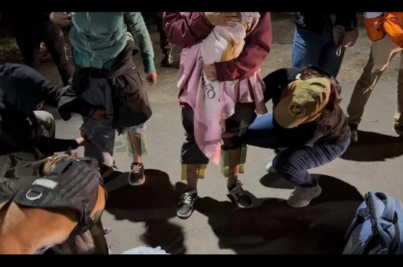Chaco- detienen a mujeres que viajaban en un micro con una bebeacute y maacutes de 8 Kilos de cocaiacutena