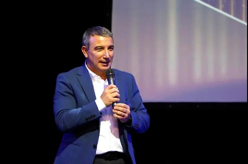 Aeroliacuteneas Argentinas felicitada por la alianza SkyTeam por su labor en el 2024