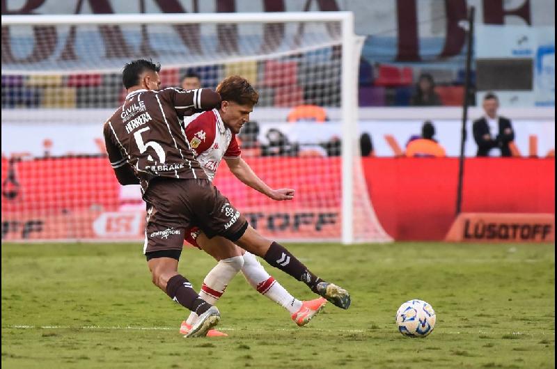 Ni Flujo TV ni Magis TV en Huracaacuten vs Platense- por queacute no funcionaron las apps piratas para ver fuacutetbol libre