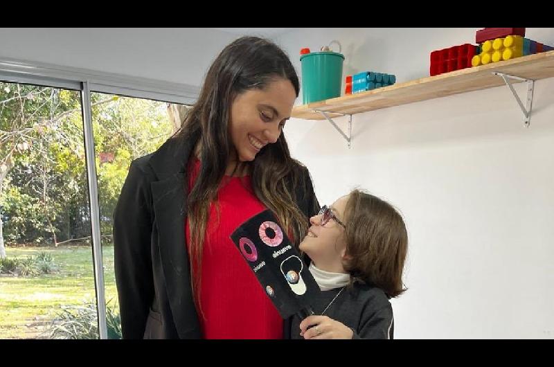 Grabois cuestionoacute a Milei por su posteo sobre Ian y expuso una foto del nintildeo con una funcionaria del Gobierno