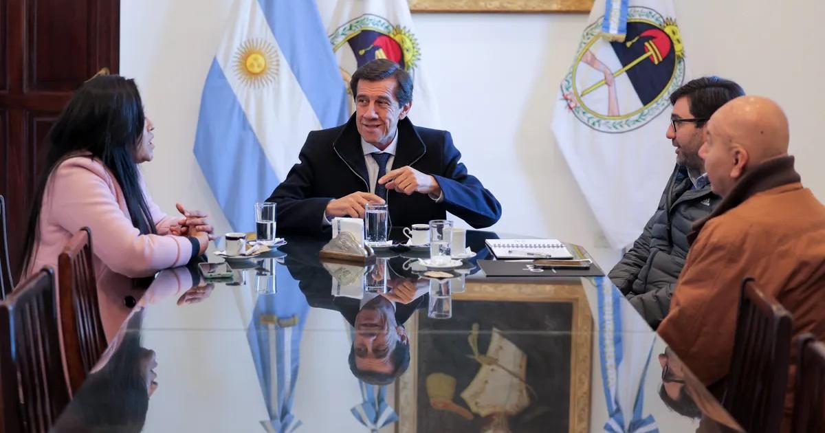 El Gobierno y delegada de Vialidad abordaron la situacioacuten de rutas nacionales